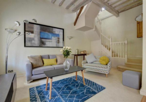3 Stable Mews